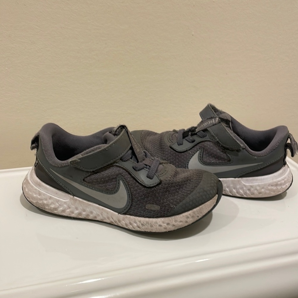 Nike kids revolution sneakers size 11c